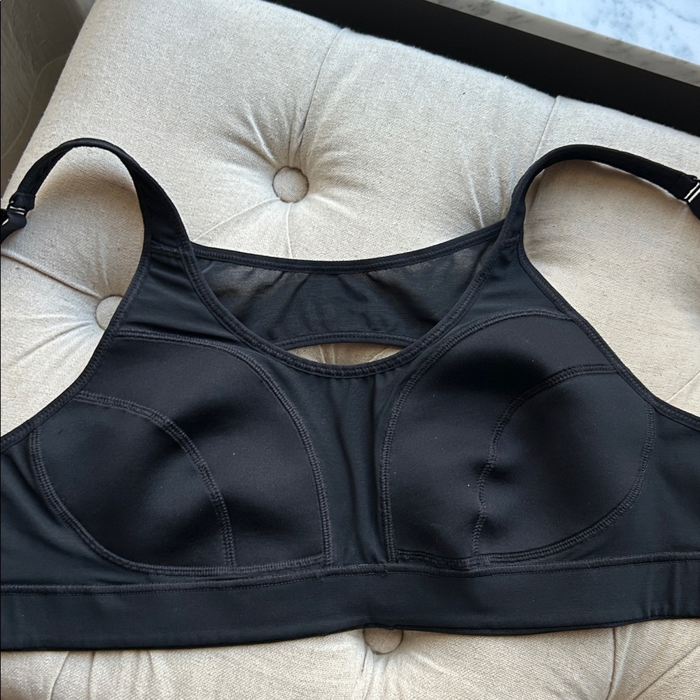 Nike Alpha Ultrabreathe High Impact Sports Bra (Front cut out) Medium Black - Picture 5 of 11